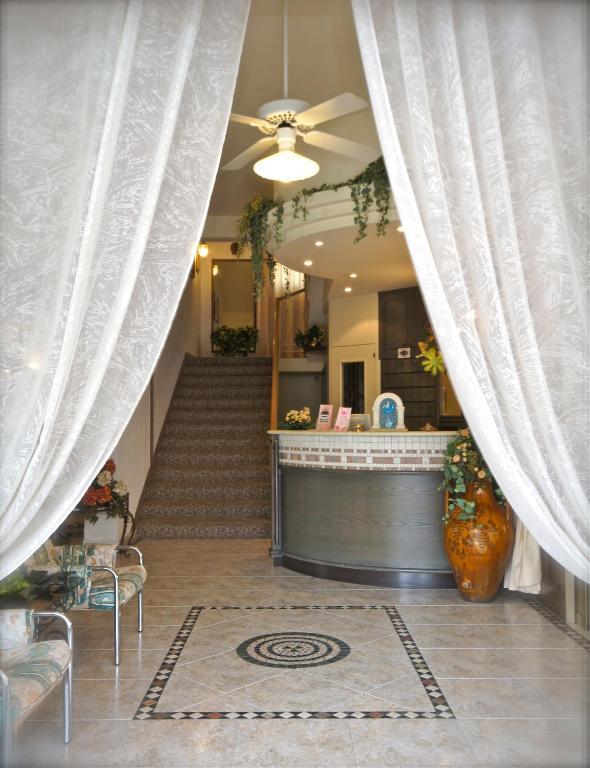 Hotel Victory Cesenatico Extérieur photo