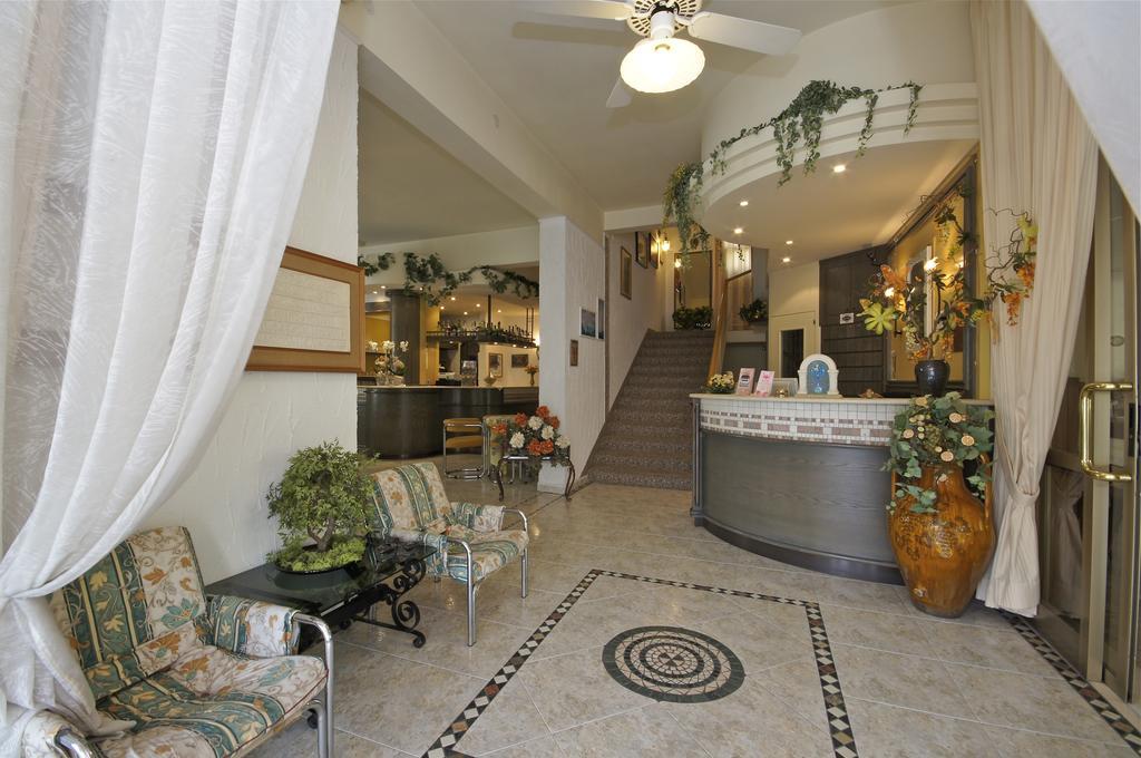 Hotel Victory Cesenatico Extérieur photo